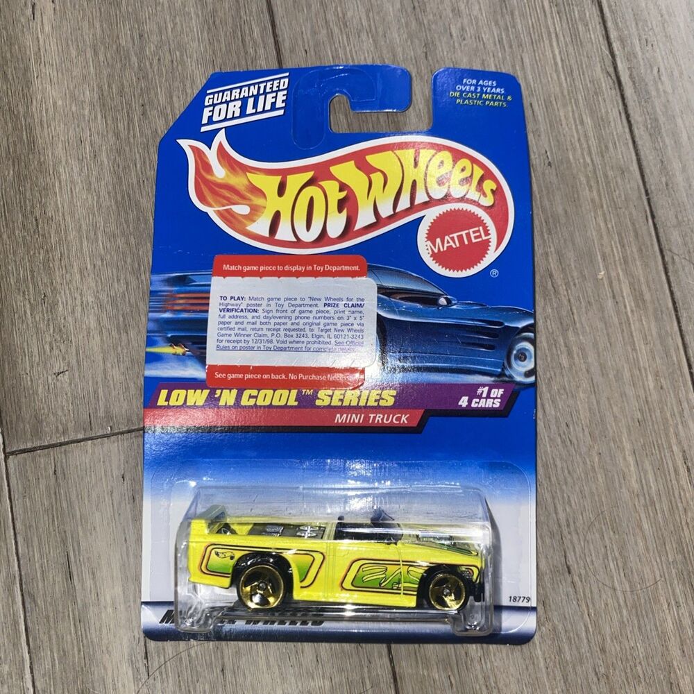 Hot Wheels Low 'N Cool Series 1997 Mini Truck  1 of 4 #697 Yellow New